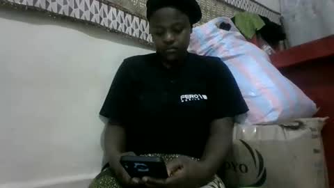 Snapshot of naughty011 chatting on 12.02.24 nauhgty011 online show from 12.02.24