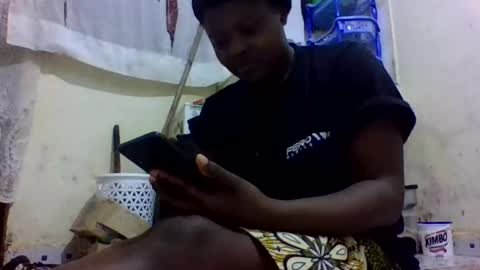 Snapshot of naughty011 chatting on 12.02.24 nauhgty011 online show from 12.02.24