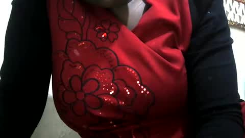 Snapshot of naughty011 chatting on 12.26.24 nauhgty011 online show from 12.26.24