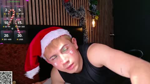 Christopher  Chris online show from 12.17.24