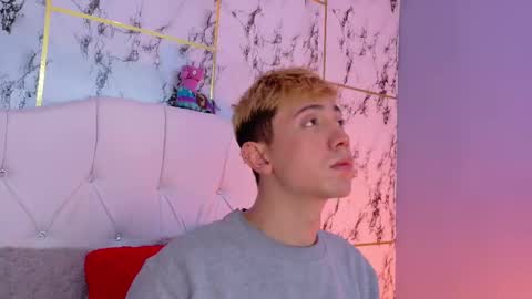 Christopher  Chris online show from 02.28.25