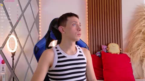 Christopher  Chris online show from 09.16.25