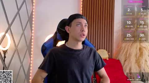 Christopher  Chris online show from 09.24.25