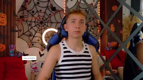 Christopher  Chris online show from 10.14.25