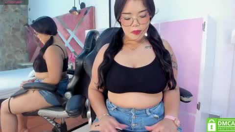 naughty_aly111 online show from 04.12.26