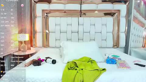 SASHA  online show from 02.12.25