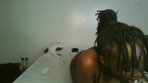 naughty_ellaa online show from 09.10.25