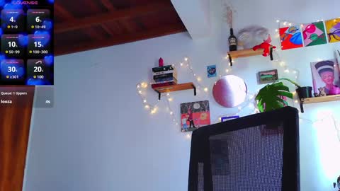 Em  please help me reach 100 thumbs up 3 online show from 01.16.25