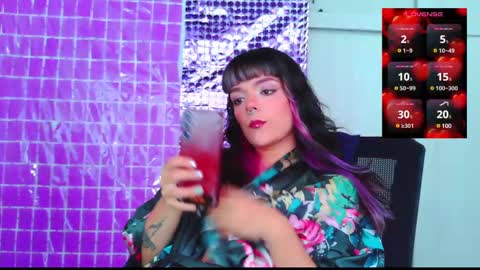 Em  please help me reach 100 thumbs up 3 online show from 03.02.25