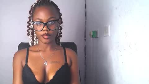 Zoey online show from 09.14.25