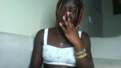 Snapshot of naughty_hickie chatting on 11.25.25 HICKIE online show from 11.25.25