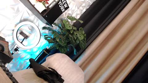 GODDESS LEXIE online show from 01.05.25