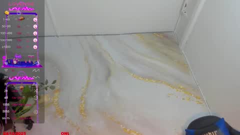 lizeth  online show from 10.24.25