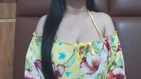 Snapshot of naughty_love489696 chatting on 05.06.26 riya online show from 05.06.26