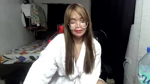 Snapshot of naughty_mariaxx chatting on 12.10.24 Maria online show from 12.10.24