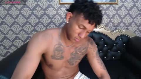 Snapshot of naughty_sebas_ chatting on 03.11.25 SEBAS online show from 03.11.25