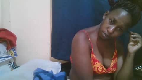 Snapshot of naughty_slender2 chatting on 09.21.25 jn online show from 09.21.25