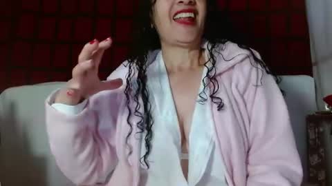 Tita Madurita online show from 06.17.26