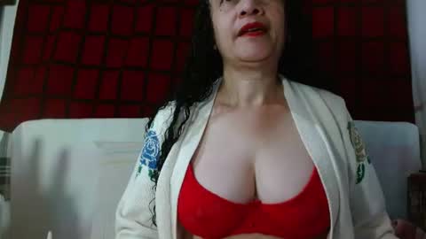 Tita Madurita online show from 06.20.26