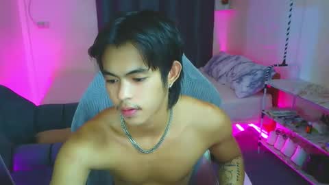 Loue online show from 02.12.26