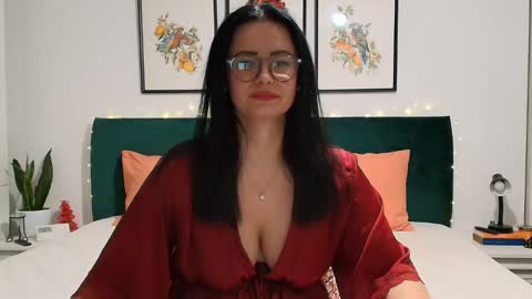 NaughtyBrunetteXXX online show from 12.11.24