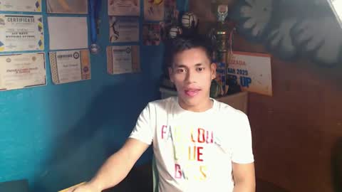 naughtyfuck_boy online show from 10.17.25