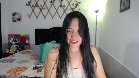 Snapshot of naughtygirl_mmm chatting on 05.05.26 Valeria online show from 05.05.26