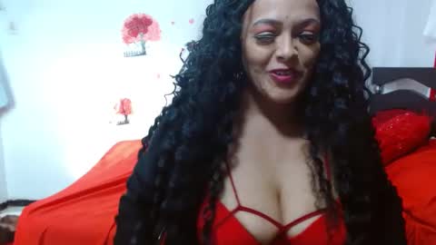 naughtygoddesss online show from 10.12.25