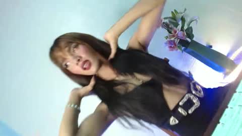 Snapshot of naughtyhotrexa chatting on 02.08.25 Trexamea online show from 02.08.25