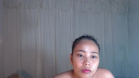 Snapshot of naughtyhotsexyjean chatting on 06.20.26 miss jean online show from 06.20.26