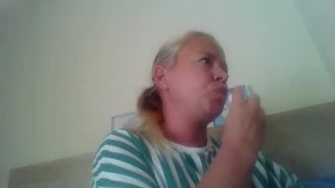 Snapshot of naughtyjennyblondeuk chatting on 04.28.26 naughtyjennyblondeuk online show from 04.28.26