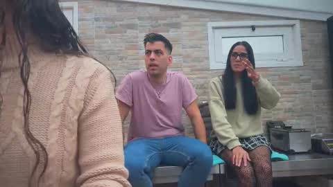 Snapshot of naughtyluxe chatting on 10.09.25 ANDREA STEPH MIKE online show from 10.09.25