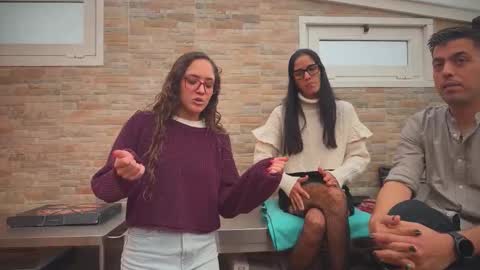 Snapshot of naughtyluxe chatting on 10.10.25 ANDREA STEPH MIKE online show from 10.10.25