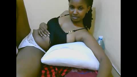 naughtyqueen online show from 10.11.25