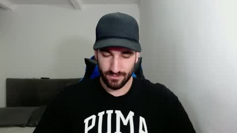 Snapshot of naugthy18boy chatting on 02.01.25 Nico online show from 02.01.25