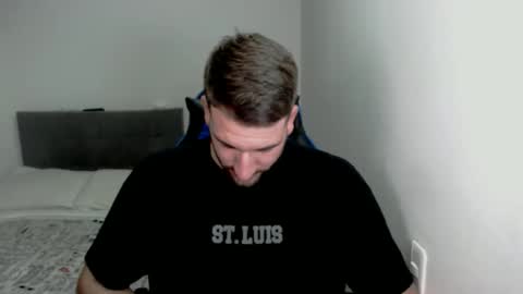 Snapshot of naugthy18boy chatting on 02.24.25 Nico online show from 02.24.25