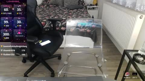 KimBeee online show from 01.12.25