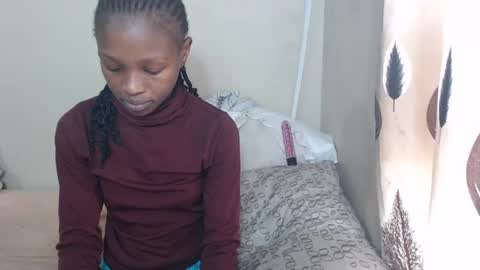 Snapshot of nawtylarissa_ chatting on 10.02.25 nawtylarissa_ online show from 10.02.25