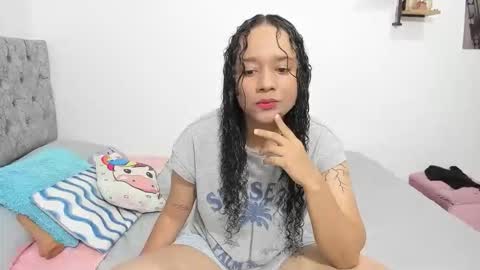 nay_and_aleja online show from 12.01.25