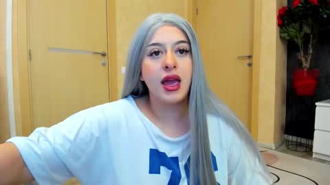 Snapshot of nayanoirx chatting on 02.26.26 Eliza online show from 02.26.26