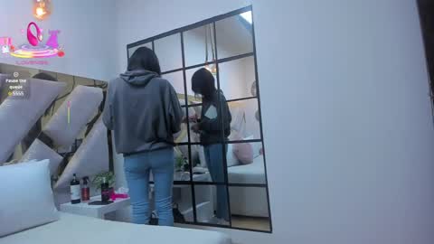 Snapshot of nayara_macherano chatting on 03.07.25 nayara_macherano online show from 03.07.25