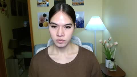 Nayika Huge online show from 01.19.25