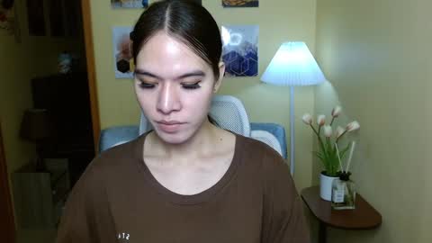 Nayika Huge online show from 01.26.25