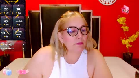 Lady Nayla online show from 12.23.24