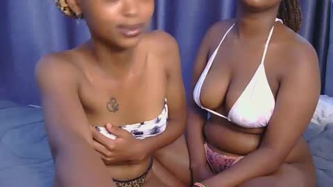 Snapshot of naylah18 chatting on 10.02.25 Britney online show from 10.02.25