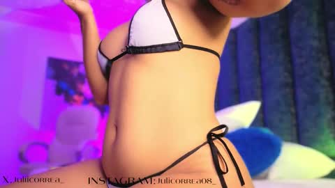 Juli  online show from 09.12.25