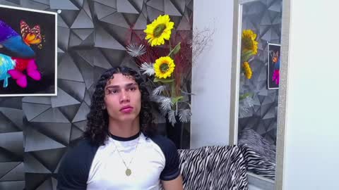 Snapshot of nazper_ chatting on 01.17.25 Nazper online show from 01.17.25