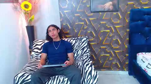 Snapshot of nazper_ chatting on 10.08.25 Nazper online show from 10.08.25