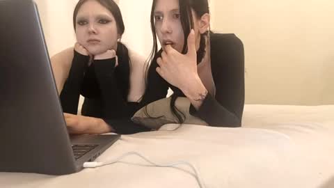 nbomcik online show from 06.25.26