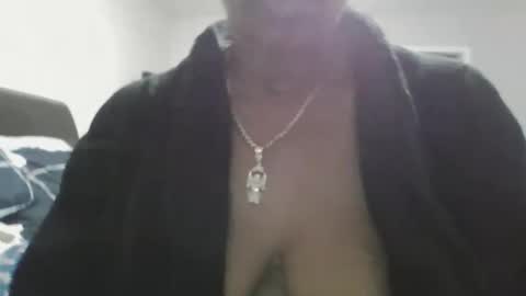 Snapshot of ncseductive chatting on 11.23.25 gina online show from 11.23.25